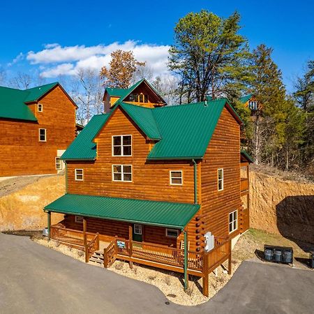 5Bd5B Escape Cabin With 2 Hottubs, Thtr &Game Rm,1Mi To The Parkway! 4Mi To Dollywood - Spring Deal Пиджен Фордж Екстериор снимка
