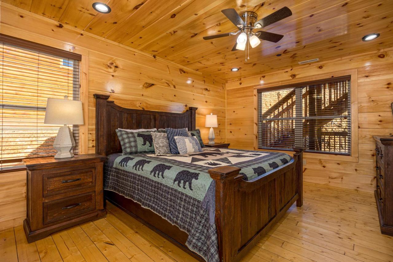 5Bd5B Escape Cabin With 2 Hottubs, Thtr &Game Rm,1Mi To The Parkway! 4Mi To Dollywood - Spring Deal Пиджен Фордж Екстериор снимка