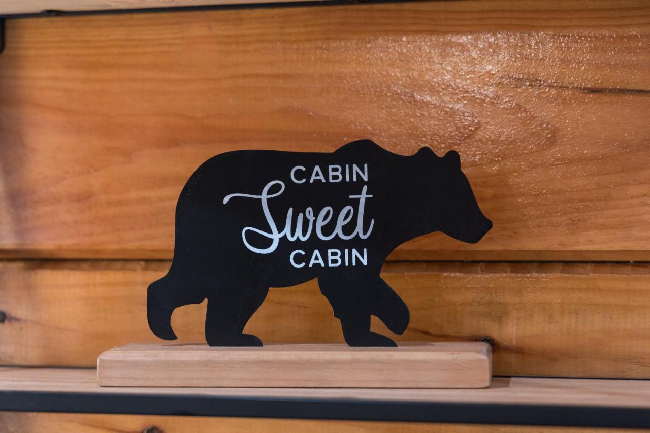 5Bd5B Escape Cabin With 2 Hottubs, Thtr &Game Rm,1Mi To The Parkway! 4Mi To Dollywood - Spring Deal Пиджен Фордж Екстериор снимка